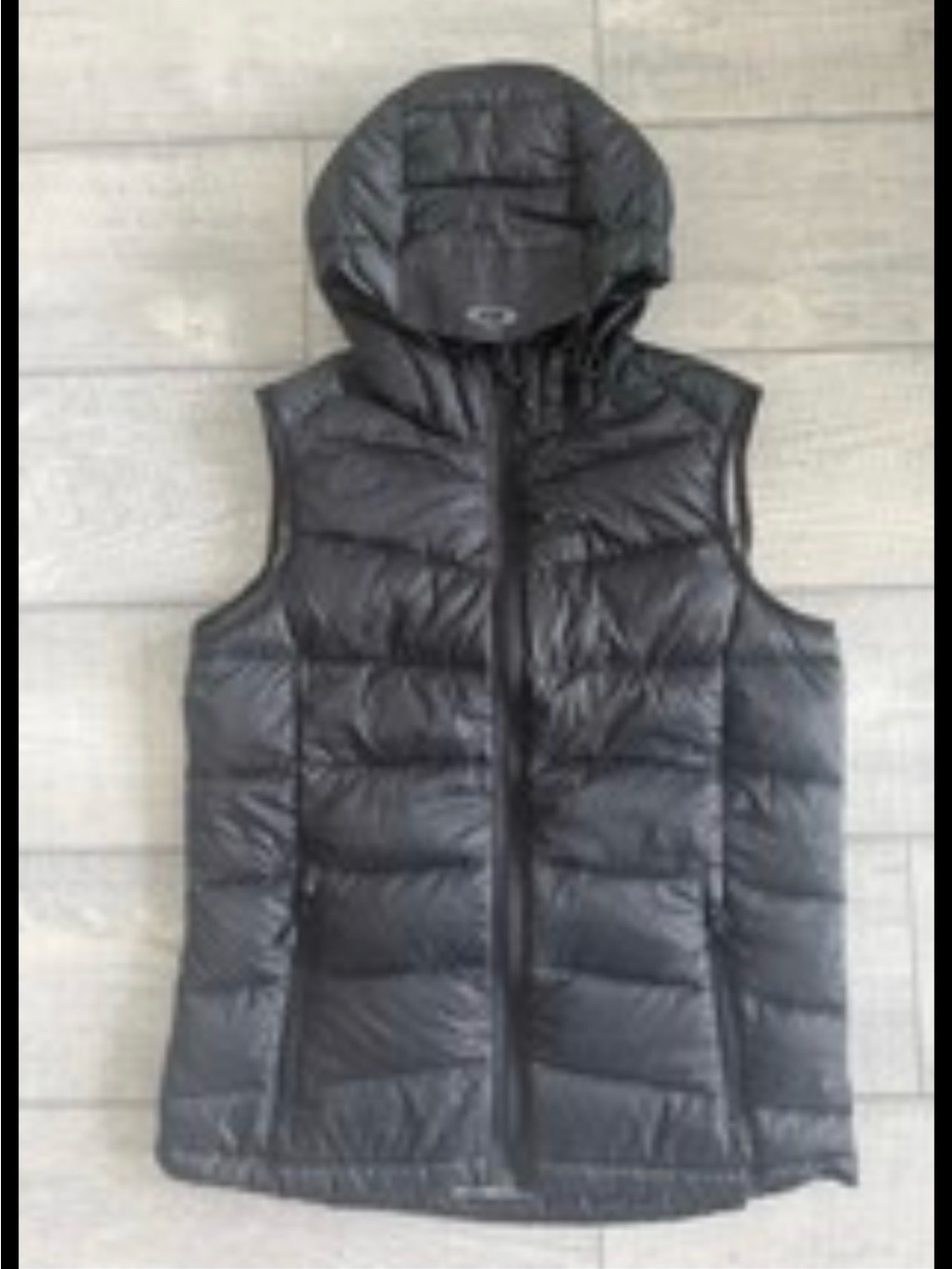 Oakley Lightweight Black Hooded Puffer Feather Down Vest Large